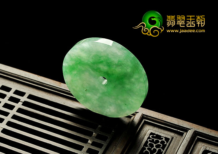 冰种翠色缅甸翡翠A货平安扣挂件