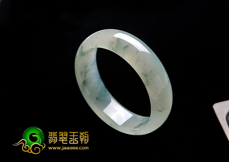 糯冰种飘花缅甸翡翠A货手镯（56.6mm）