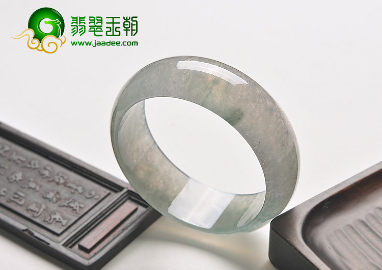 冰种晴水缅甸翡翠A货手镯（57.9mm）