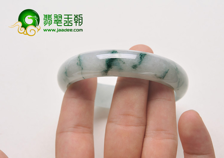 糯冰种飘花缅甸翡翠A货手镯（61.5mm）