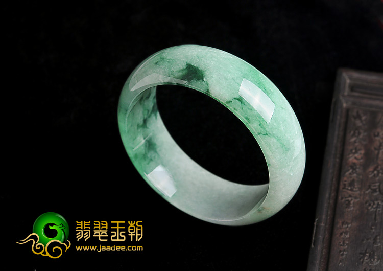 糯冰种飘花缅甸翡翠A货手镯（57.5mm）
