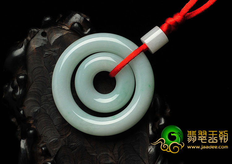 糯冰种略飘花缅甸翡翠A货挂环
