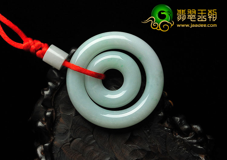 糯冰种略飘花缅甸翡翠A货挂环