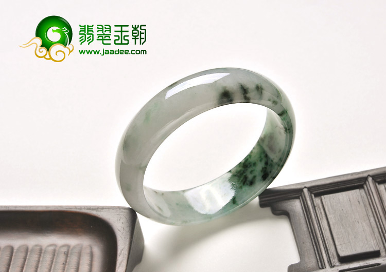 糯冰种飘花缅甸翡翠A货手镯（52.2mm）