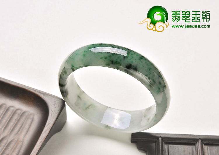 糯冰种飘花缅甸翡翠A货手镯（52.2mm）
