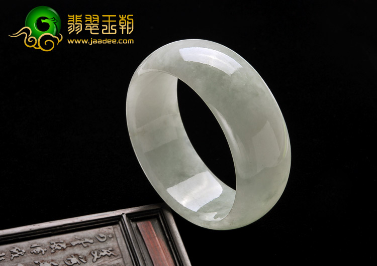 糯冰种晴水缅甸翡翠A货手镯（57.4mm）