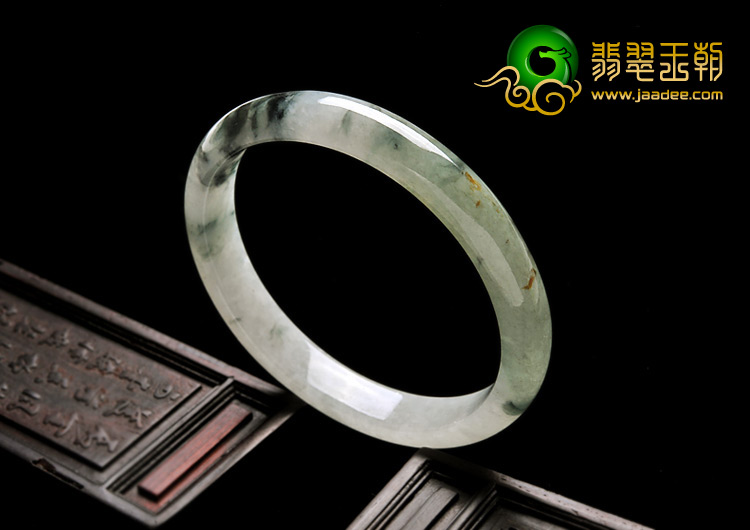 糯冰种飘花缅甸翡翠A货手镯（63.6mm）