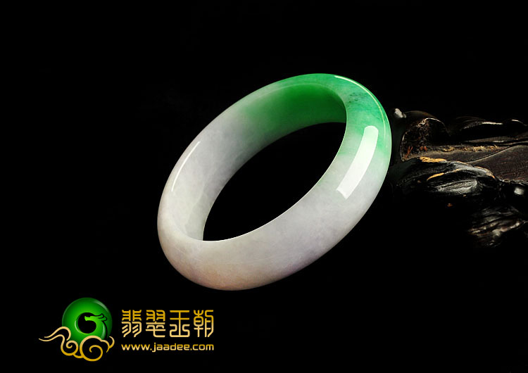 糯冰种春带彩缅甸翡翠A货手镯（57mm）
