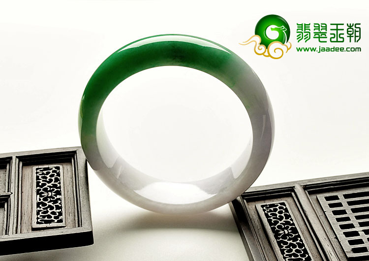 糯冰种春带彩缅甸翡翠A货手镯（57mm）