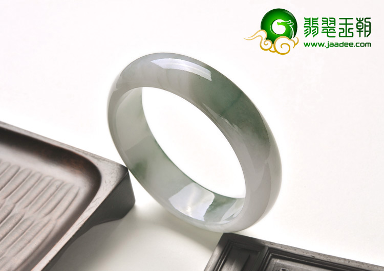 糯冰种飘花缅甸翡翠A货手镯（58mm）