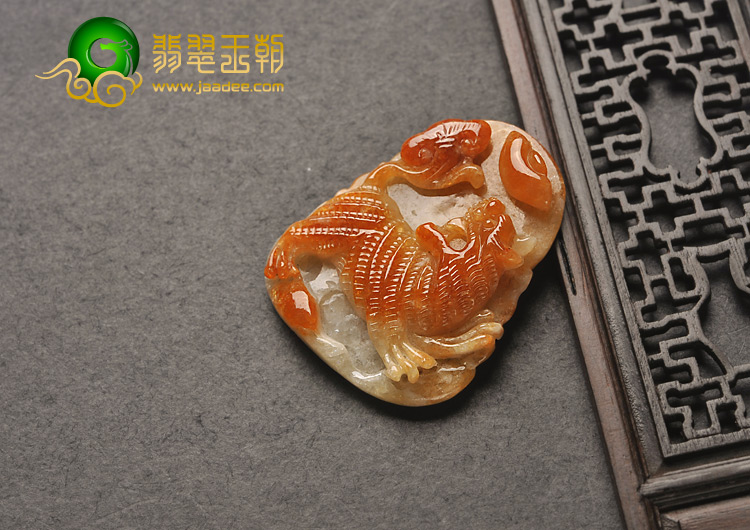 糯冰种红黄翡缅甸翡翠A货虎牌挂件