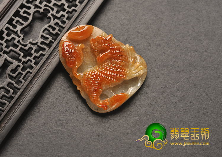 糯冰种红黄翡缅甸翡翠A货虎牌挂件