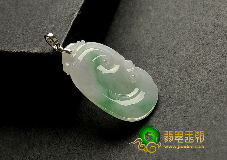 糯冰种翠色缅甸翡翠A货镶金扣如意寿挂件（真钻）