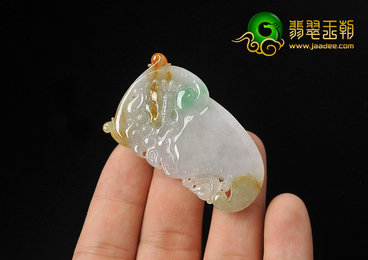 糯冰种三彩缅甸翡翠A货府中有龙挂件