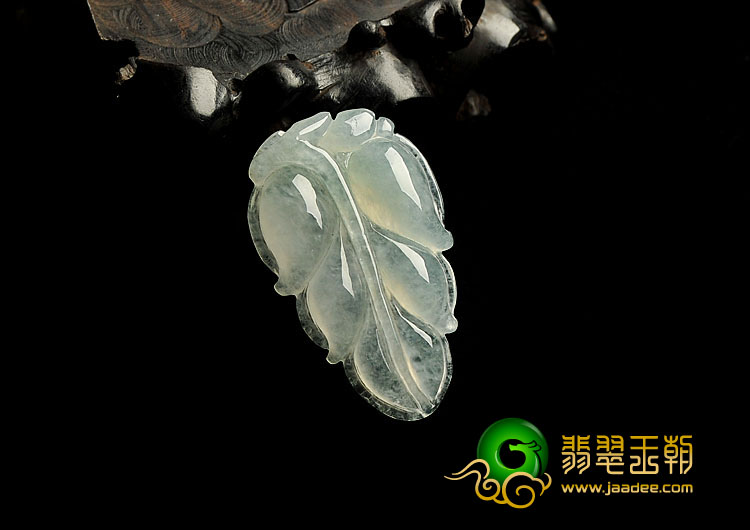 冰种晴水春带彩缅甸翡翠A货叶子挂件