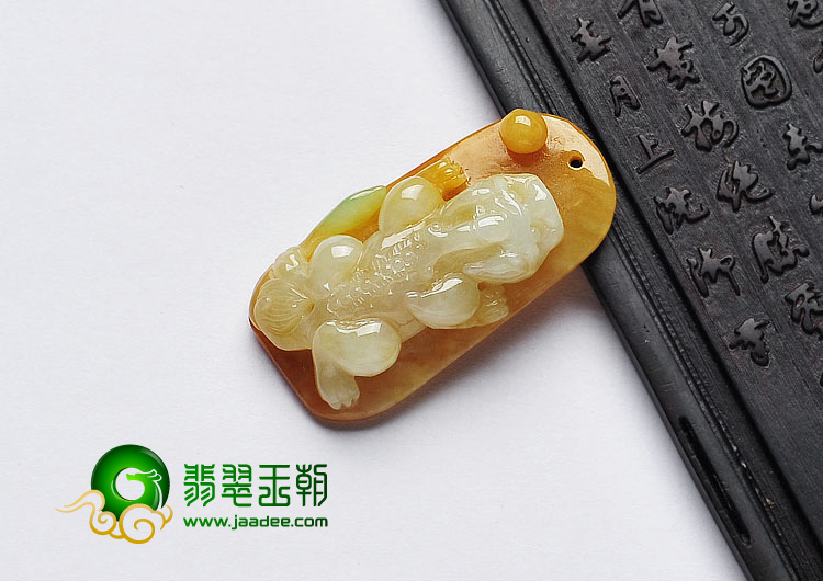 糯冰种黄翡缅甸翡翠A货貔貅挂件