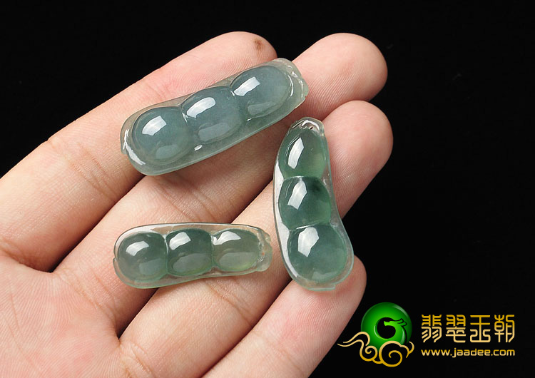 冰种蓝晴水缅甸翡翠A货四季豆挂件（一批走）