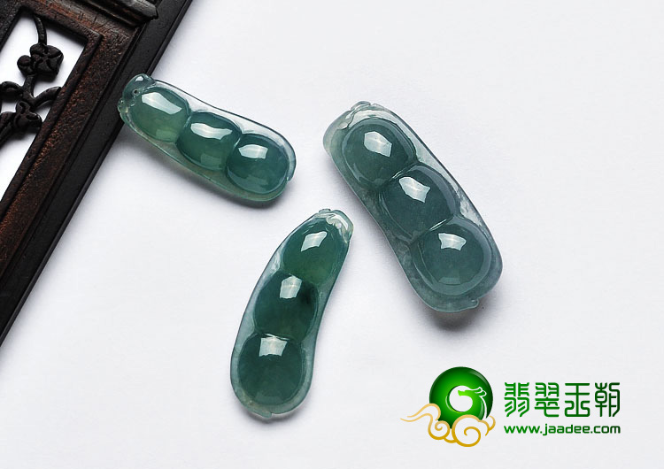 冰种蓝晴水缅甸翡翠A货四季豆挂件（一批走）