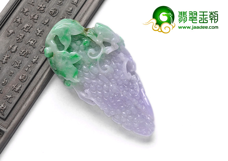 糯冰种春带彩缅甸翡翠A货苦尽甘来挂件/手玩件