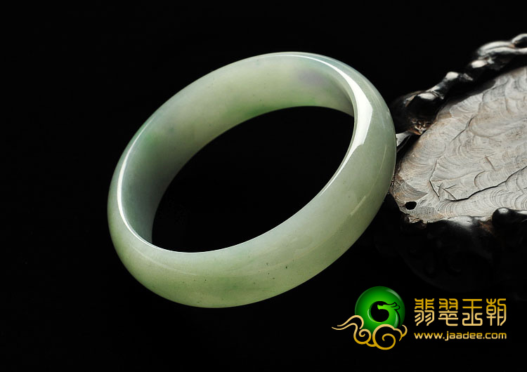 糯冰种晴水缅甸翡翠A货手镯（59.3mm）