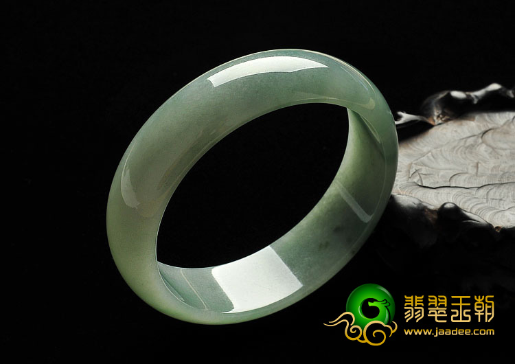 糯冰种晴水略飘翠缅甸翡翠A货手镯（59.4mm）