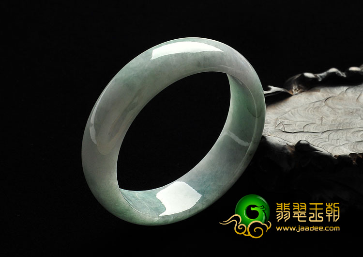 细糯种晴水缅甸翡翠A货手镯（56.8mm）