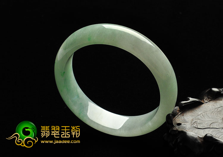 糯冰种晴水略飘翠缅甸翡翠A货手镯（56.6mm）