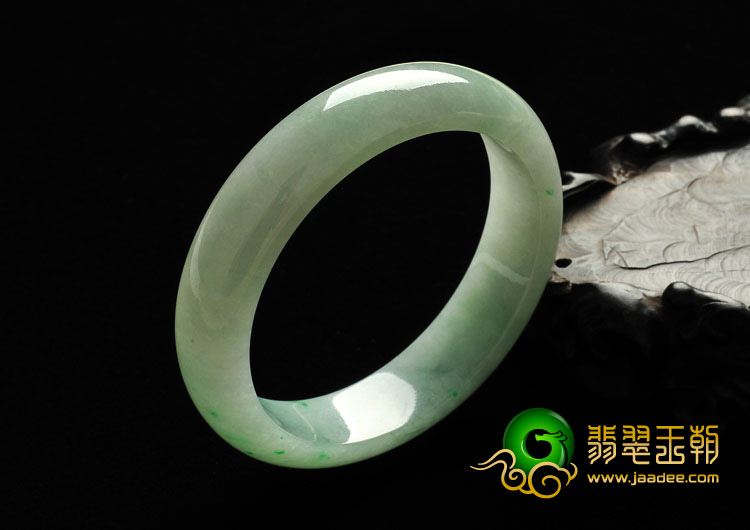 糯冰种晴水略飘翠缅甸翡翠A货手镯（56.6mm）