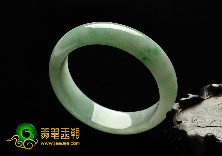 糯冰种晴水缅甸翡翠A货手镯（57mm）