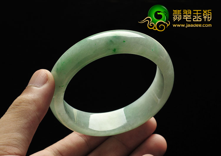 糯冰种晴水缅甸翡翠A货手镯（57mm）