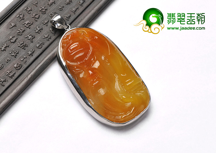 糯冰种红黄翡缅甸翡翠A货镶银关公头胸坠