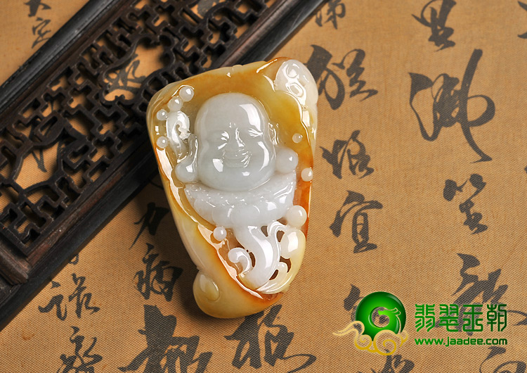 糯冰种黄翡缅甸翡翠A货玉佛挂件