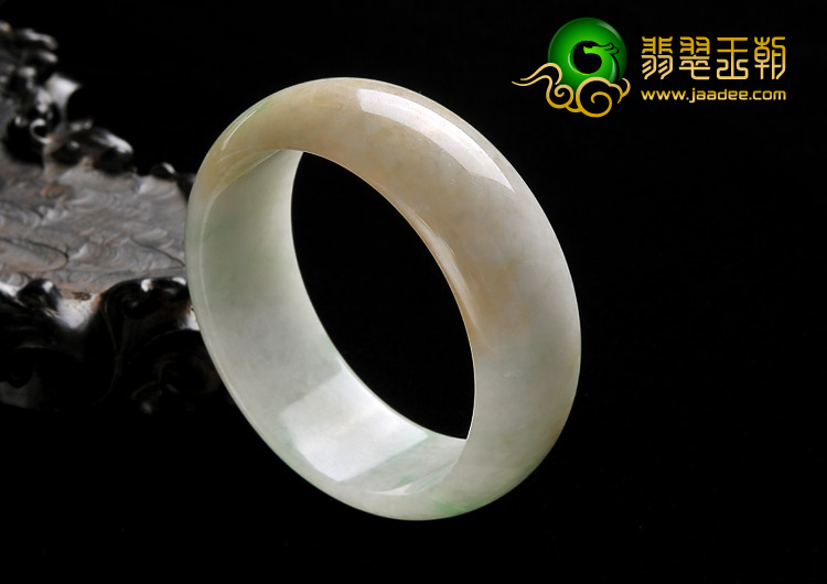 糯冰种淡三彩缅甸翡翠A货手镯（56.2mm）