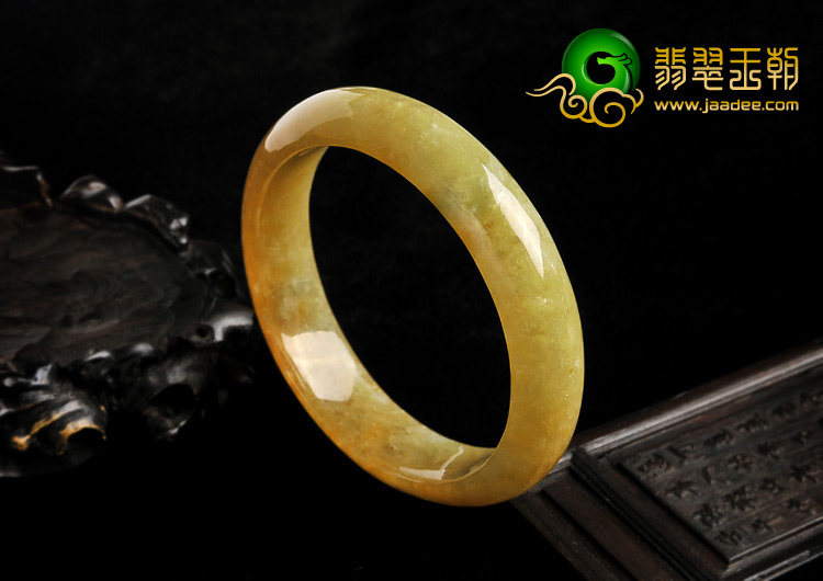 糯冰种黄翡缅甸翡翠A货手镯（56mm）