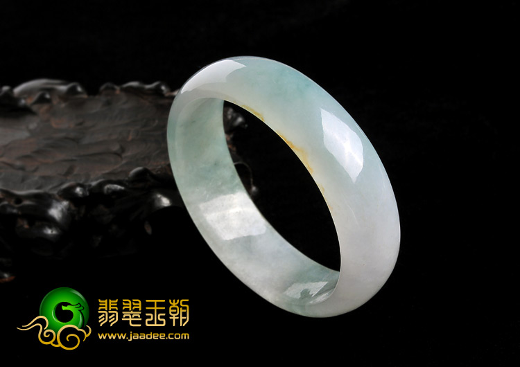 冰种晴水缅甸翡翠A货贵妃镯（58.3mm-52.9mm）