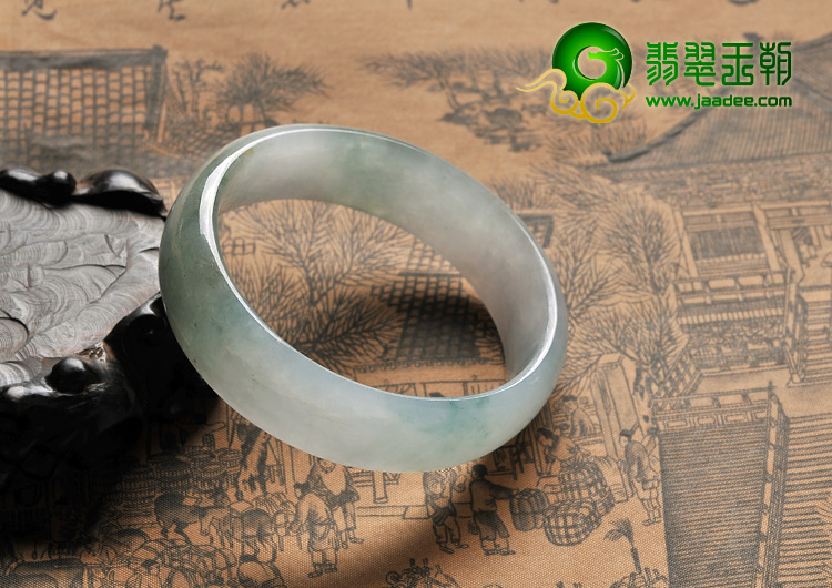冰种晴水缅甸翡翠A货贵妃镯（58.3mm-52.9mm）