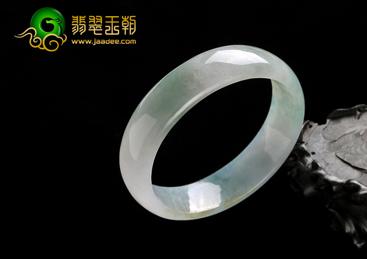 冰种晴水缅甸翡翠A货贵妃镯（58.3mm-52.9mm）
