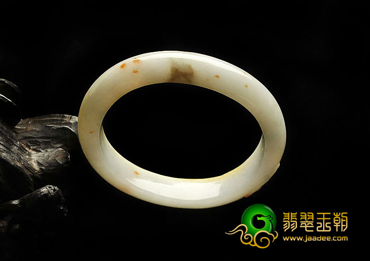 细糯种淡黄翡缅甸翡翠A货贵妃镯（55mm-47.5mm）