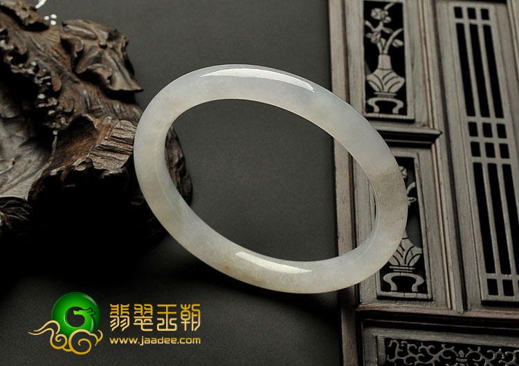 冰种淡晴水缅甸翡翠A货圆条手镯（58.3mm）