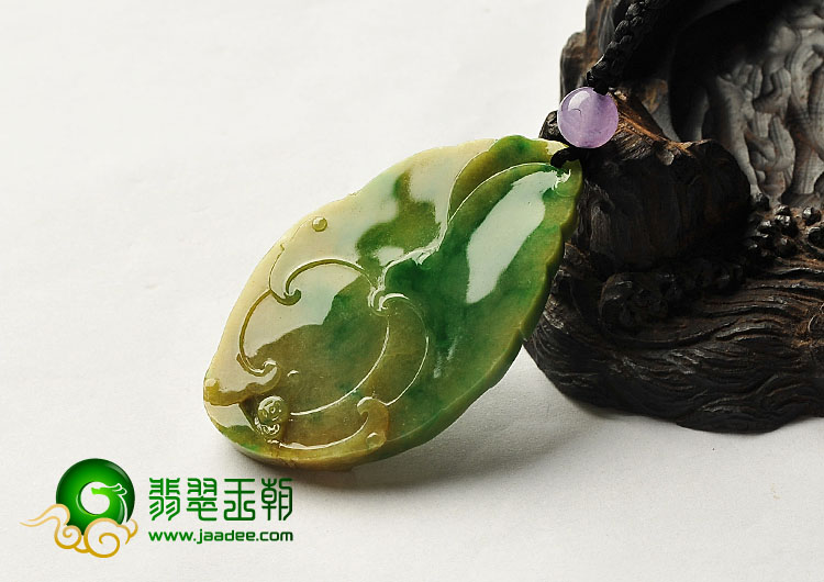 糯冰种黄加绿缅甸翡翠A货龙成大业挂件
