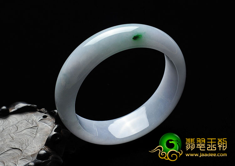 糯冰种淡春带彩缅甸翡翠A货手镯（58.5mm）