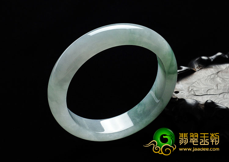 冰种飘花缅甸翡翠A货手镯（57mm）