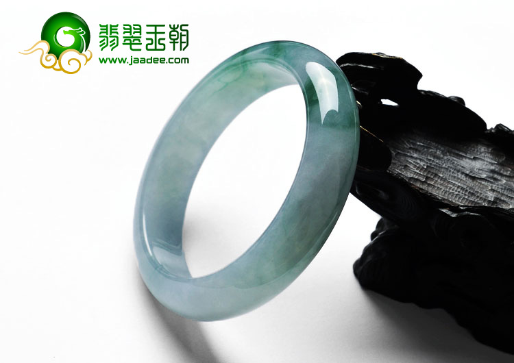 冰种飘花缅甸翡翠A货手镯（57mm）