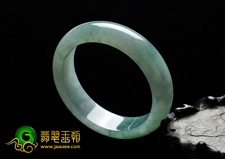 冰种飘花缅甸翡翠A货手镯（57mm）