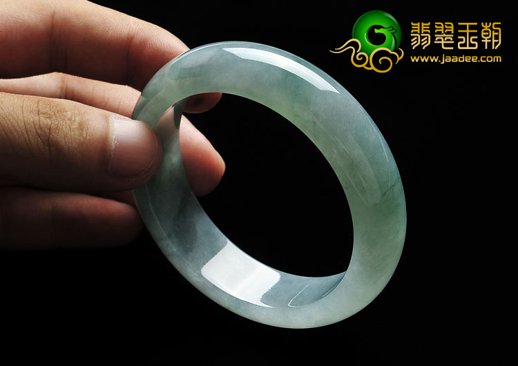 冰种飘花缅甸翡翠A货手镯（57mm）
