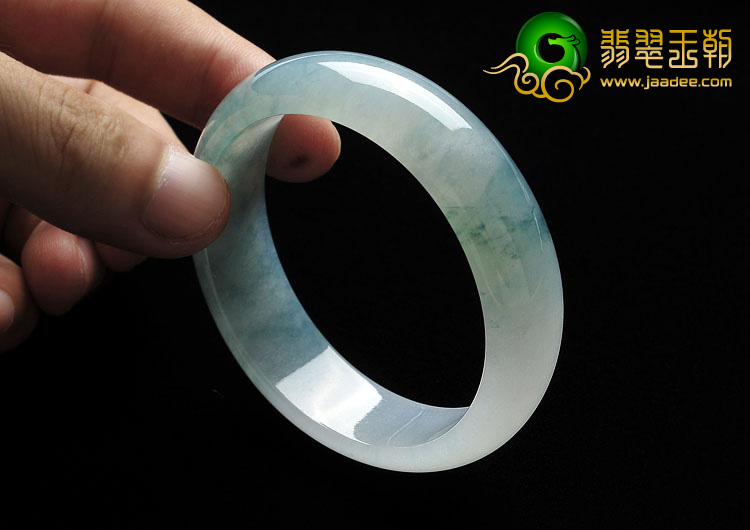 冰种飘花缅甸翡翠A货手镯（55.7mm）