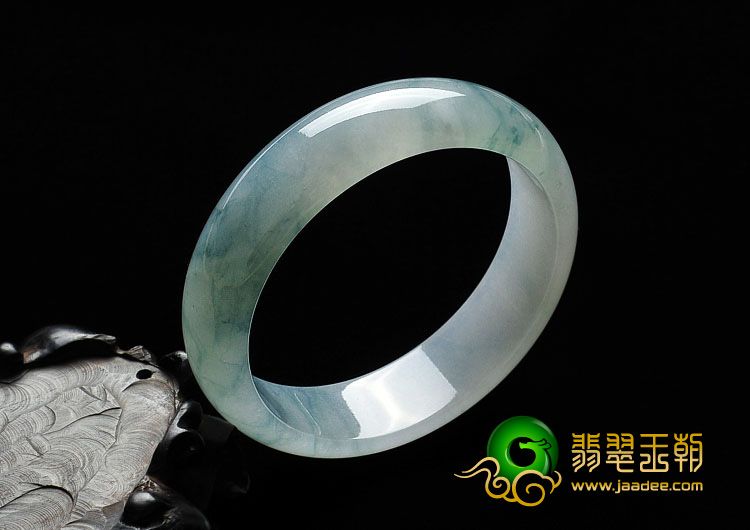 冰种飘花缅甸翡翠A货手镯（55.7mm）