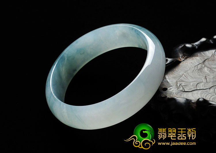 冰种飘花缅甸翡翠A货手镯（55.7mm）