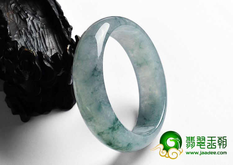冰种飘花缅甸翡翠A货贵妃镯（60.7mm-55mm）