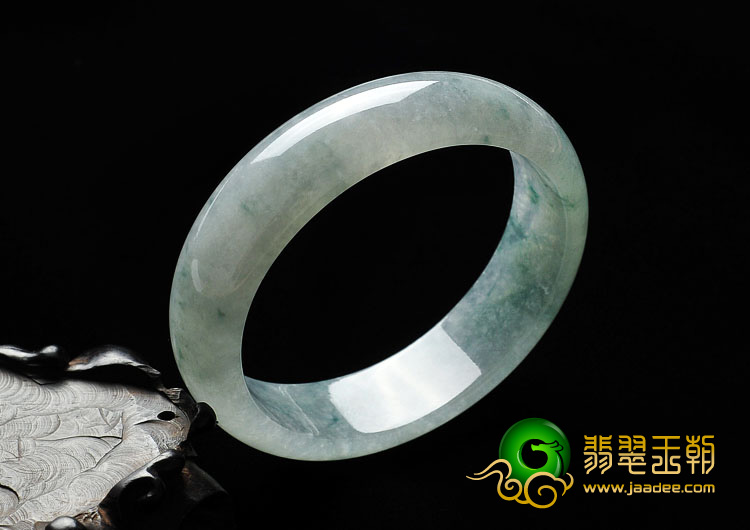 冰种飘花缅甸翡翠A货贵妃镯（60.7mm-55mm）